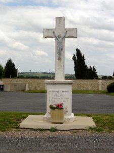 Mazeray (Charente-Maritime) Croix de chemin, croix de mission