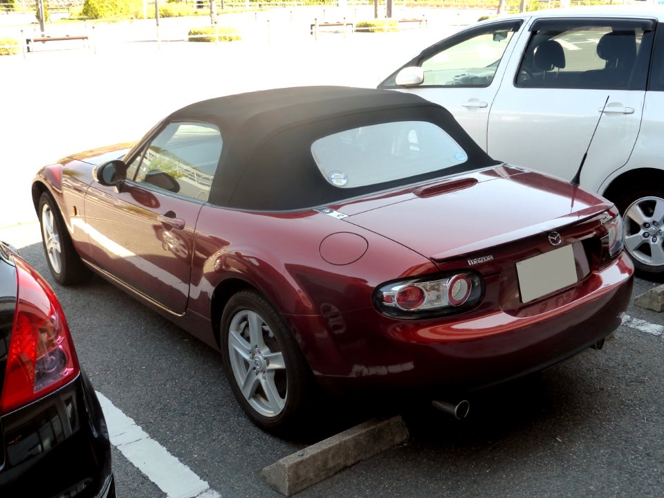 Mazda Roadster (NCEC) rear