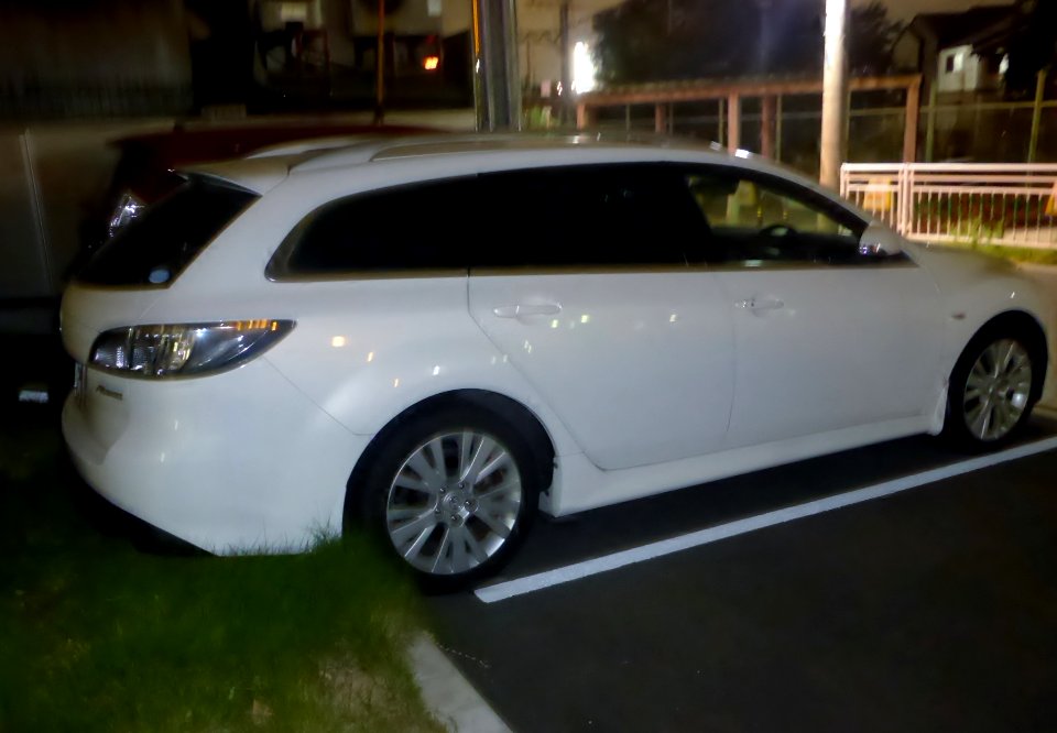 Mazda Atenza Sportswagon (GH) right