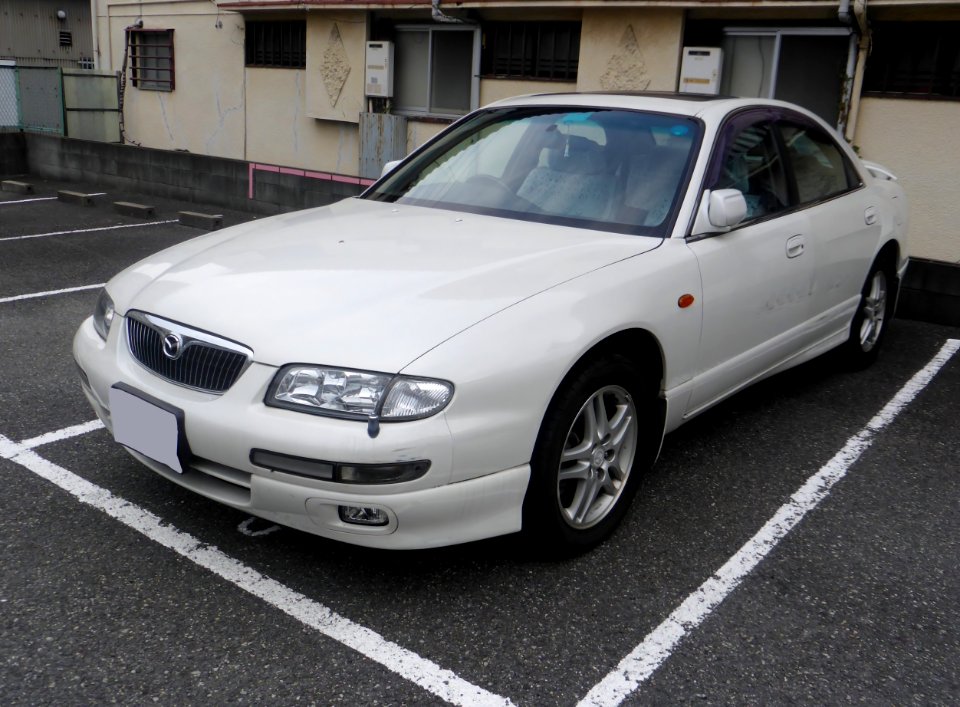 Mazda Millenia 20M (TAFP) front