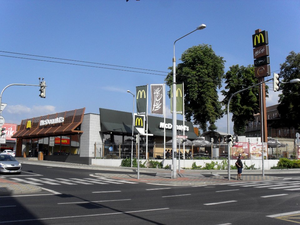 McDonalds Teplice, na místě bývalého pivovaru