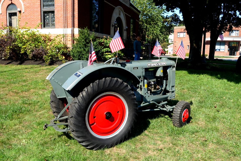 McCormick-Deering O-12 tractor, International Harvester Company - Middleton, Massachusetts - DSC06091