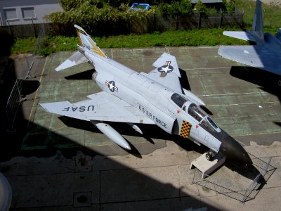 McDonnell F-4C Phantom II pic2