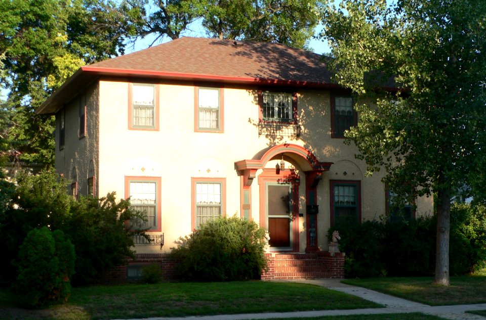 McGregor house (Aberdeen, SD) from WNW 1