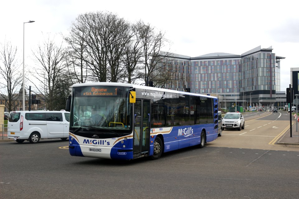 McGill's Buses BX03 OVZ