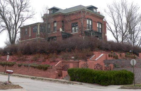 McLaughlin-Waugh-Dovey house from SW 1