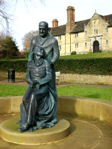McIndoe statue, East Grinstead