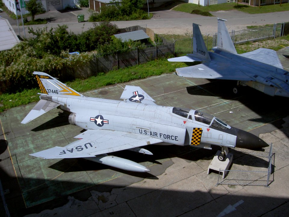 McDonnell F-4C Phantom II pic1
