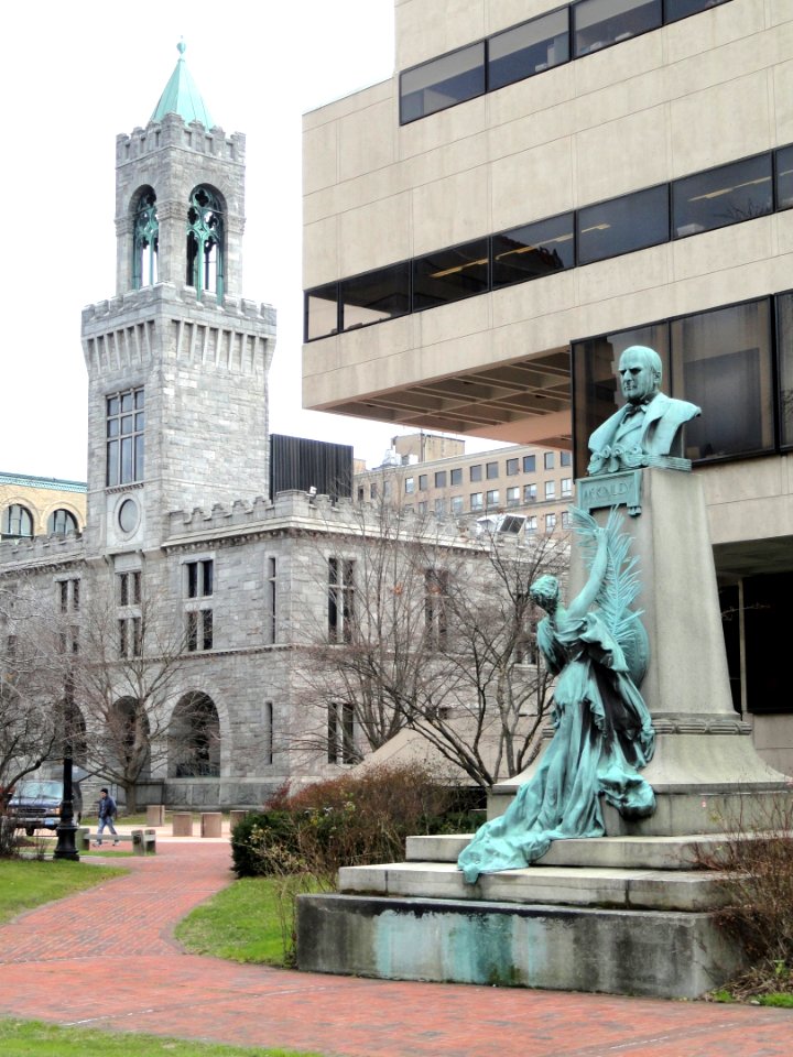 McKinley Monument by Philip Martiny - Springfield, MA - DSC03273