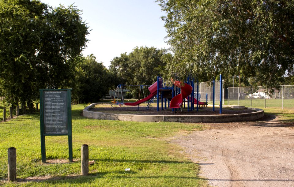 McCullough Park - 01 - Jungle gym