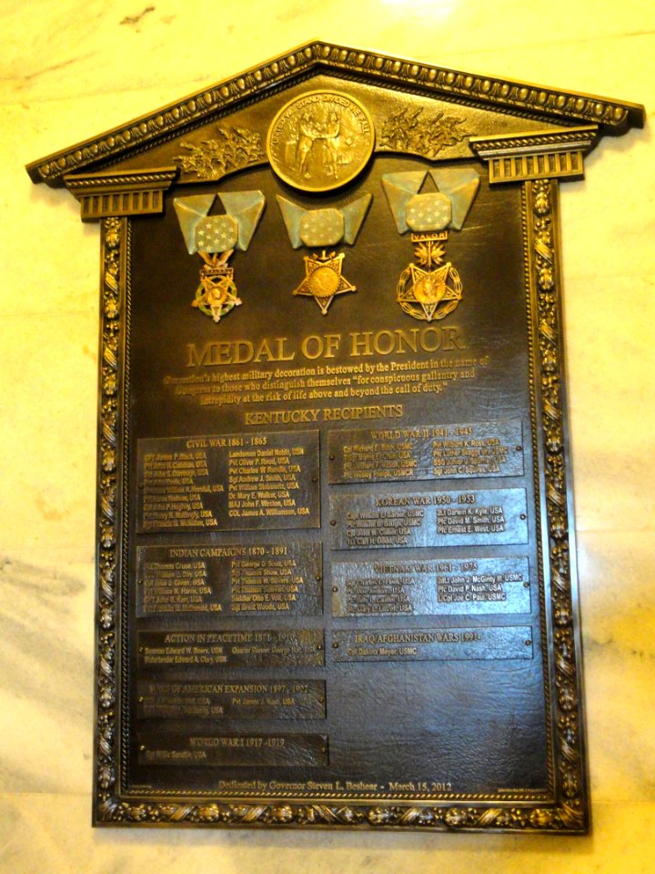 Medal of Honor plaque - Kentucky State Capitol - DSC09247