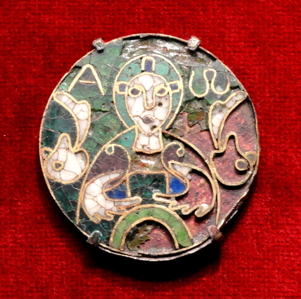 Medallion with the Bust of Christ (Cumberland Medallion), earliest object from the Guelph Treasure, late 700s AD, Weserraum, Germany, cloisonne enamel and gold on copper - Cleveland Museum of Art - DSC08482