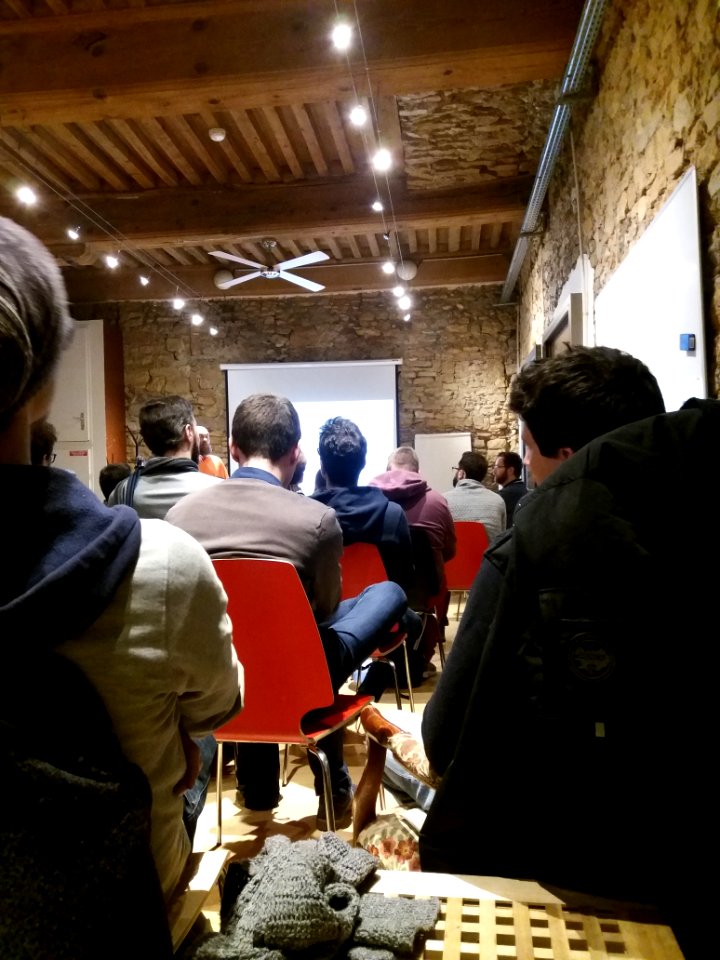 Meetup Lyon - Histoire d'un étudiant perfectionniste sous pression - Fred Zind - Présentation