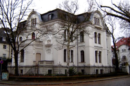 MD Lennéstr.11