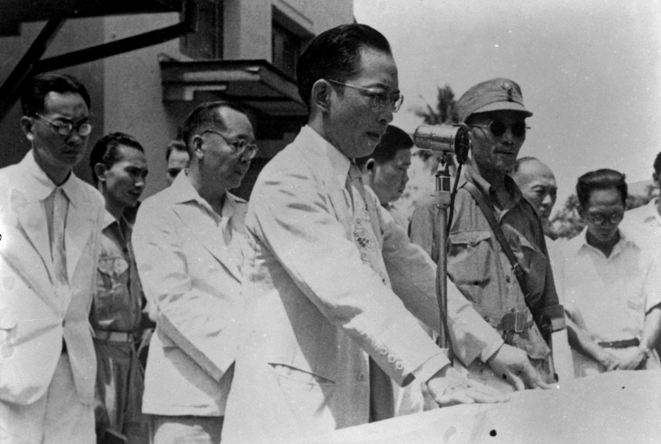 Medan door meer dan twaalfduizend Chinese demonstranten werd in Medan een prote, Bestanddeelnr 12026