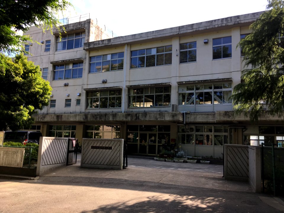 Matsudo Makinohara elementary school01