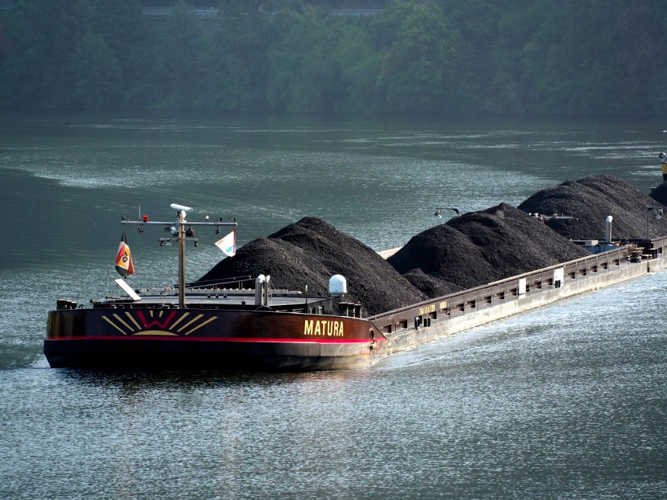 Matura ENI 04806140 & Futura ENI 04806130 on the river Mosel, photo 2