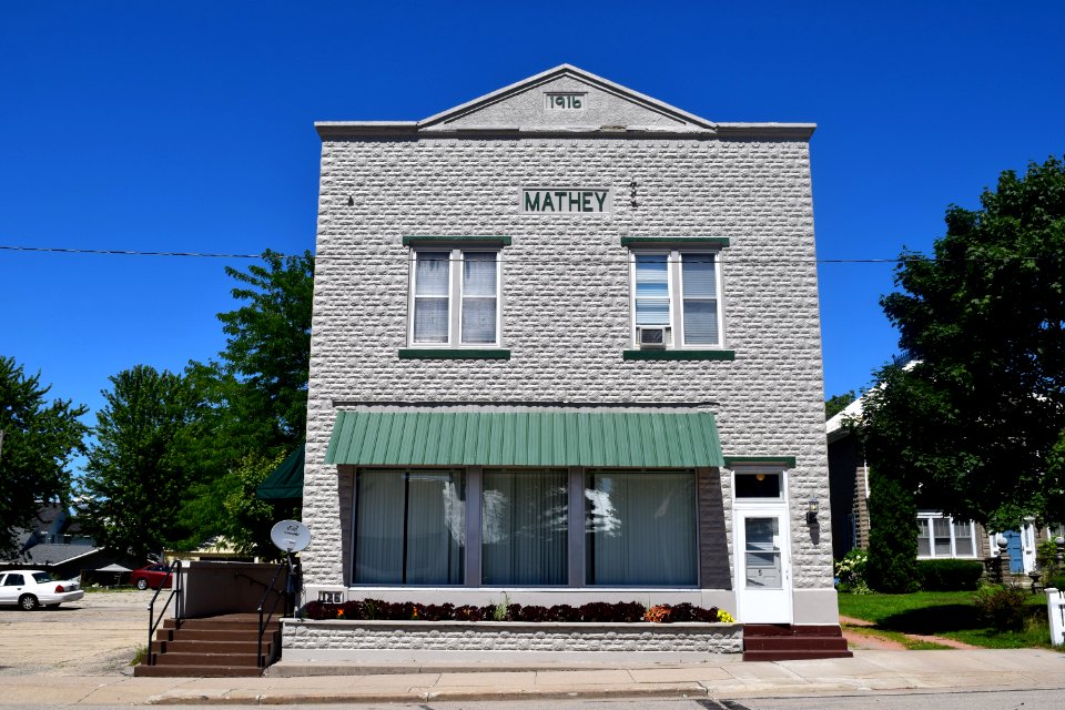 Mathey Building, Lena, WI