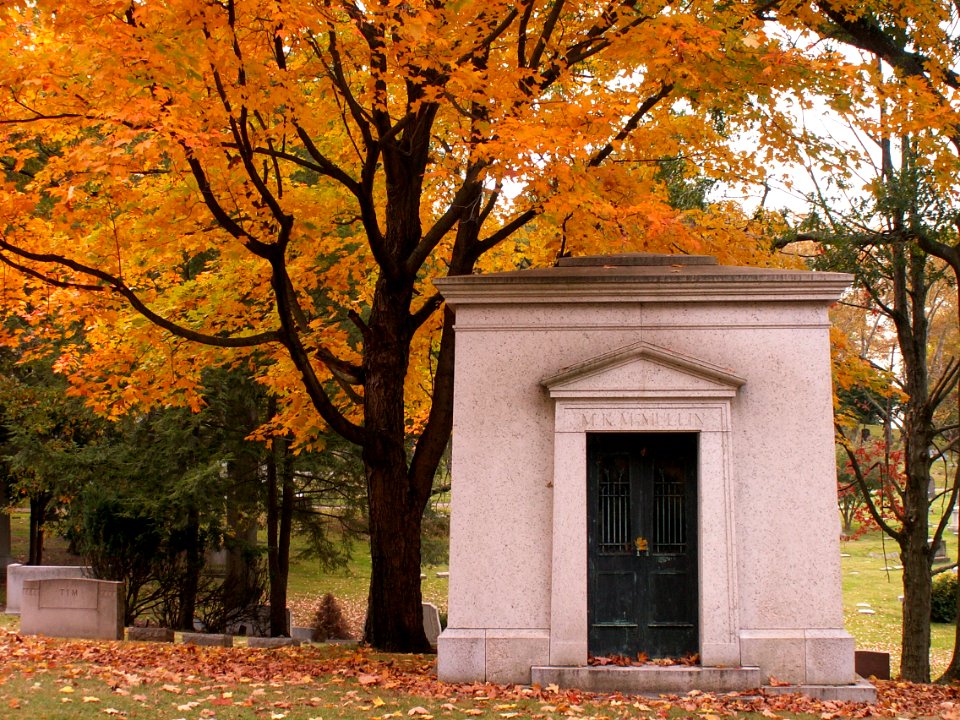 Matthew K. McMullin Mausoleum, Homewood Cemetery, 01