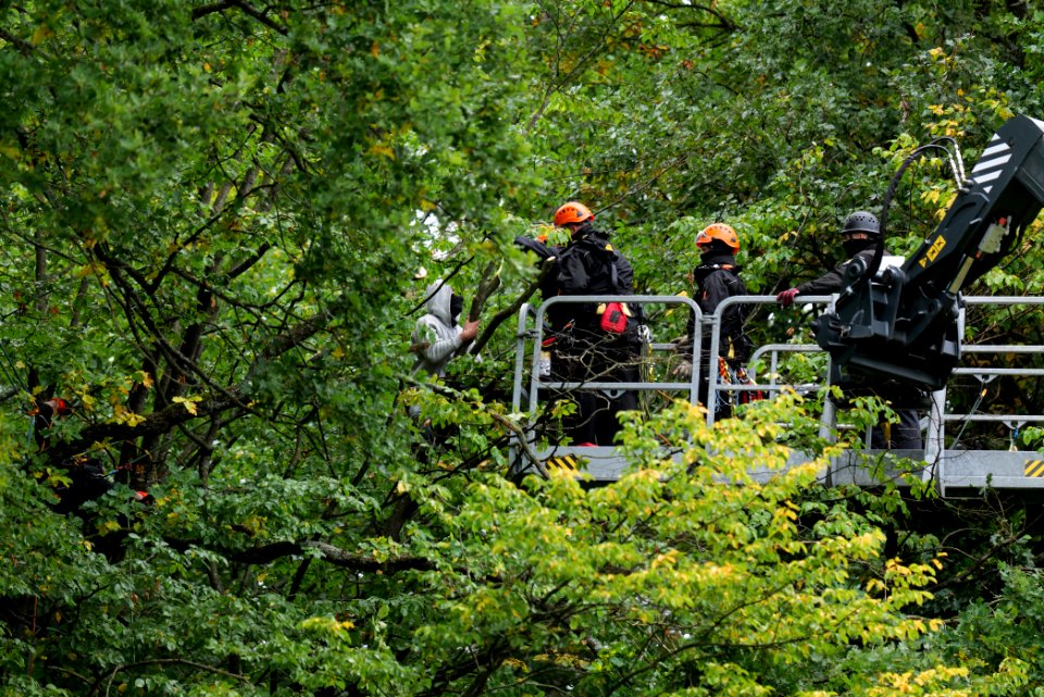 Maulbach forest blockades and protests 2020-10-05 94