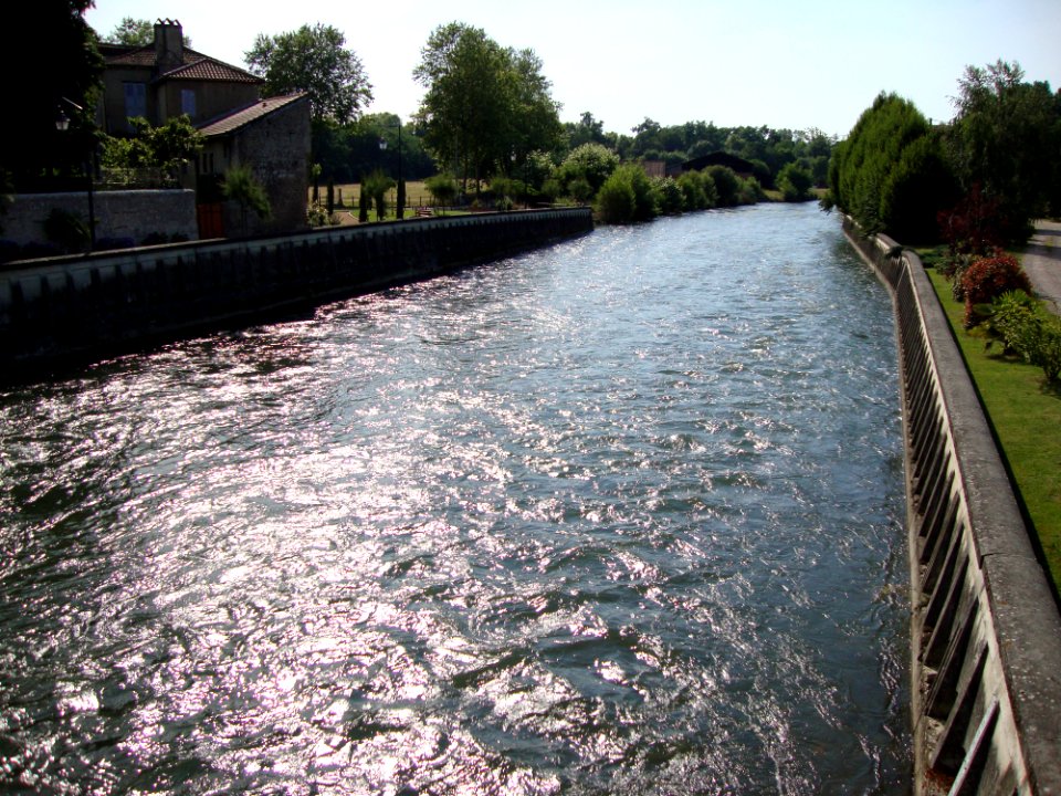 Maubourguet (Hautes-Pyr, Fr) l'Adour
