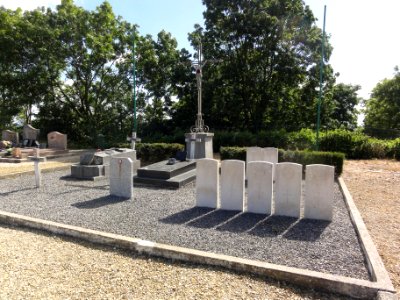 Maubert-Fontaine (Ardennes) tombes de guerre