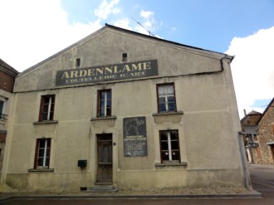 Maubert-Fontaine (Ardennes) Coutellerie bâtiment