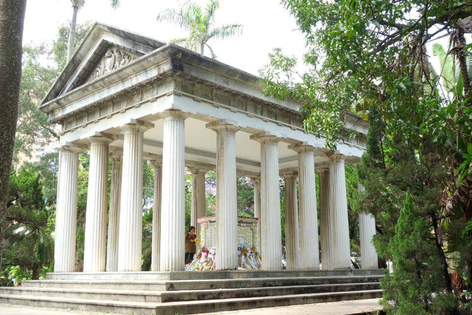 Mausoleum - Fu Si-nian Memorial Garden - National Taiwan University - DSC01194