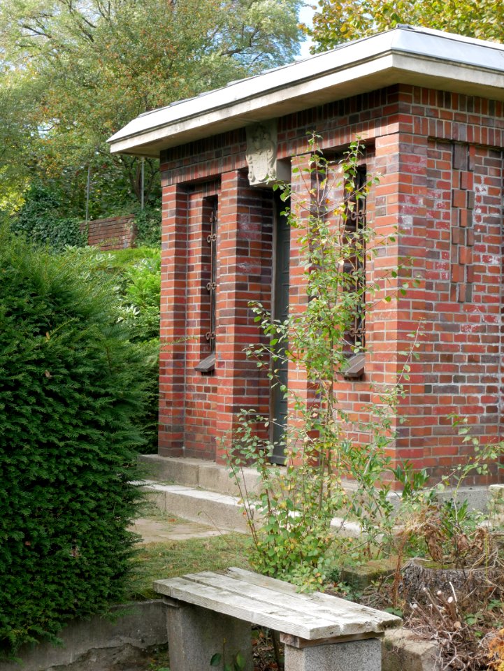 Mausoleum, Alter Friedhof Jesteburg, 2018-09 V