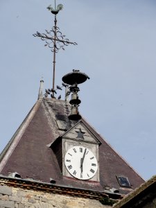 Mauregny-en-Haye (Aisne) église horloge et cloches