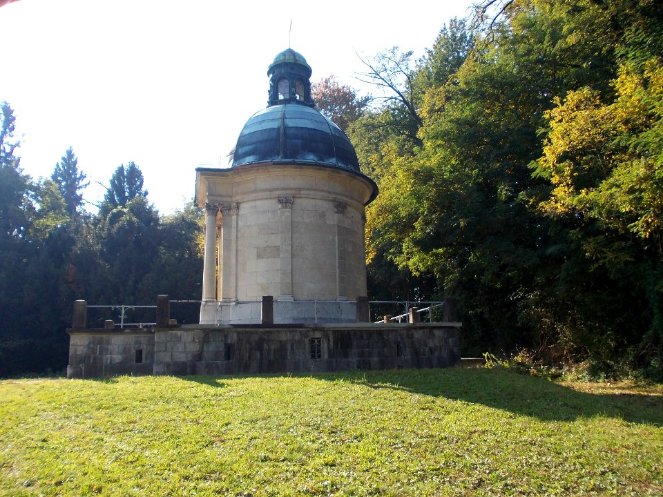 Mausoleum of Anton Alexander von Auersperg 01