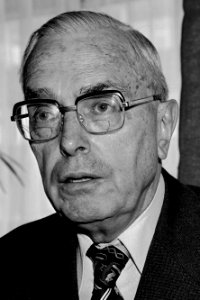 Max Euwe (1979)