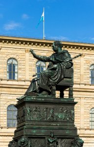 Max Joseph Denkmal Munich