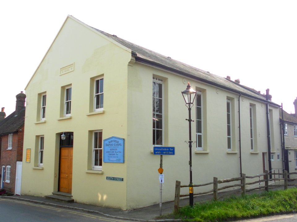 Mayfield Baptist Chapel, South Street, Mayfield (March 2011) (3)
