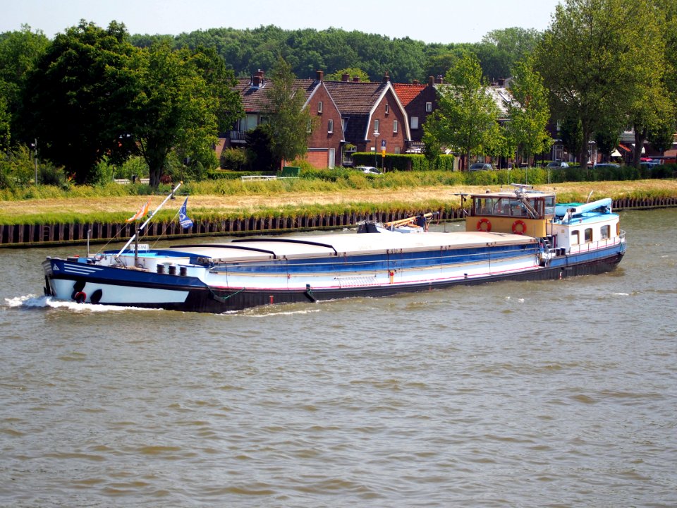 Mayenne - ENI 02310326, Amsterdam-Rijn kanaal, pic2