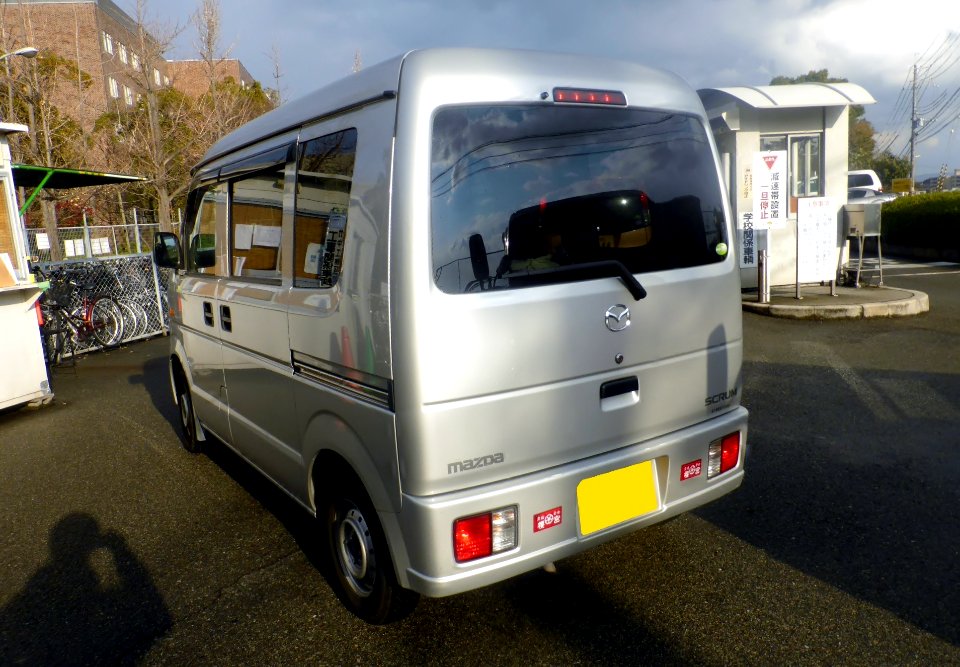 Mazda SCRUM (DG64) rear