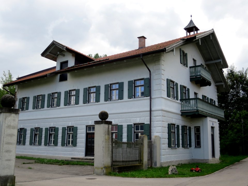 Mayerbacher Straße 130 Ismaning 01