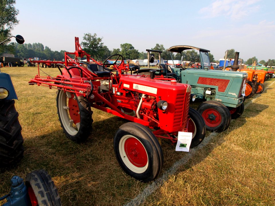 Mc Cormick International D-214
