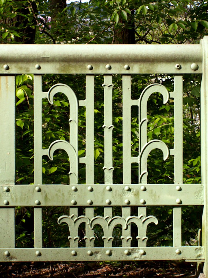McArdle Roadway railing, 2019-05-06