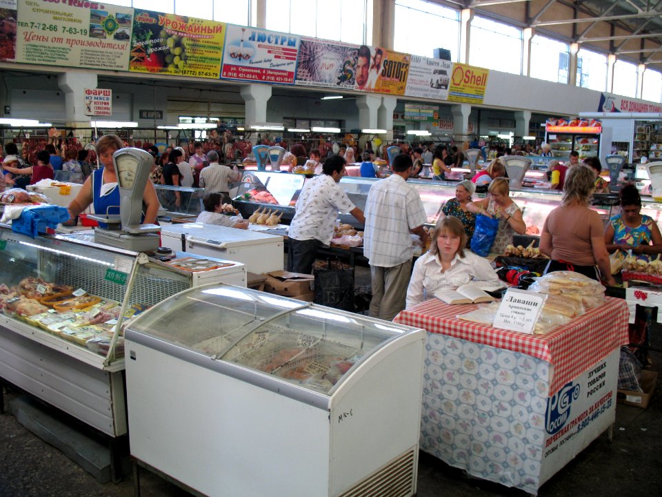 Maykop-market 2006 001