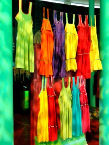 Maxakali dresses - Memorial dos Povos Indígenas - Brasilia - DSC00572