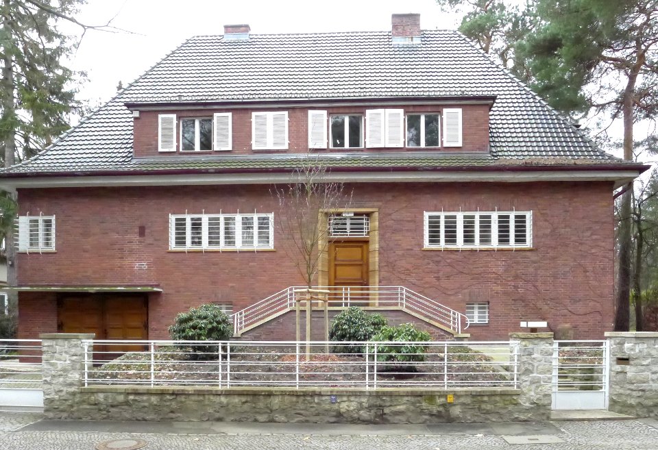 Max-Eyth-Straße 7