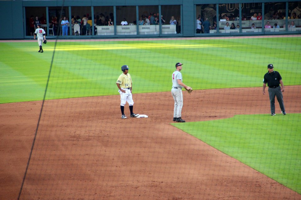 May 2017 GT vs. UGA baseball - Austin Wilhite at second