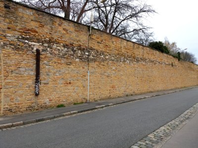 Montée du télégraphe - mur du jardin de la Visitation
