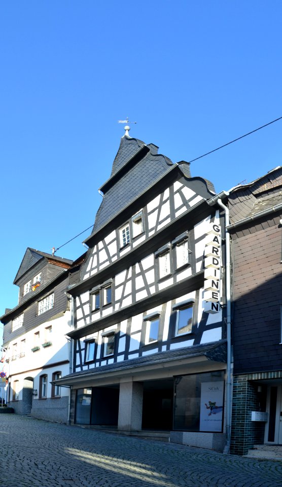 Montabaur, Vorderer Rebstock 20-22