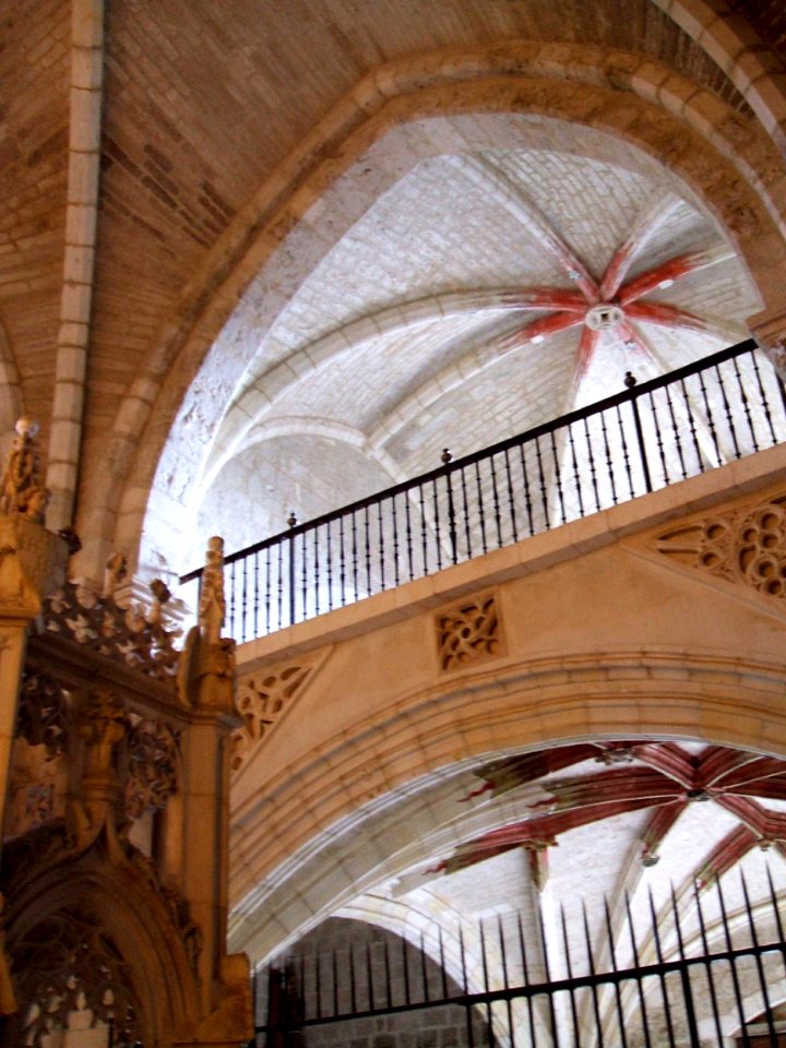 Monasterio de San Juan de Ortega - Interior de la iglesia 03