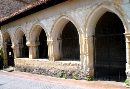 Monasterioguren (Vitoria) - Iglesia de San Pedro Apóstol 03