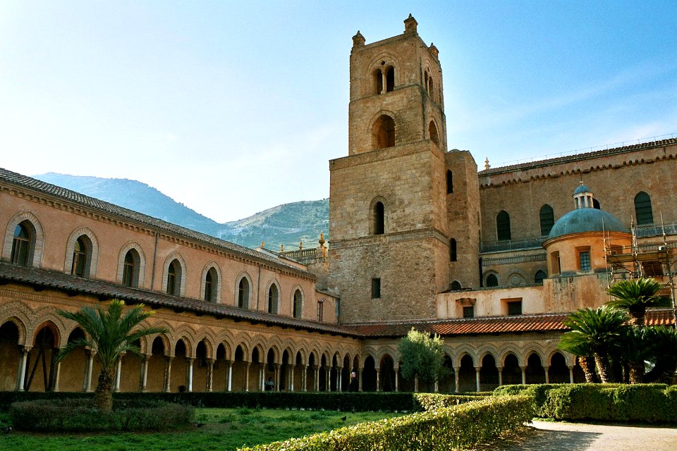 Monreale-bjs2007-01
