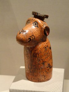 Monkey-shaped Perfume Flask, about 580-550 BC, East Greek, ceramic - Cleveland Museum of Art - DSC08202