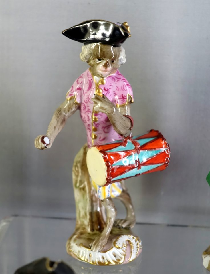 Monkey Band musician - Harewood House - West Yorkshire, England - DSC01698